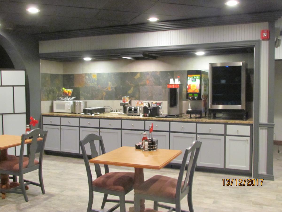 Suite Dreams Hotel Mattoon Dış mekan fotoğraf